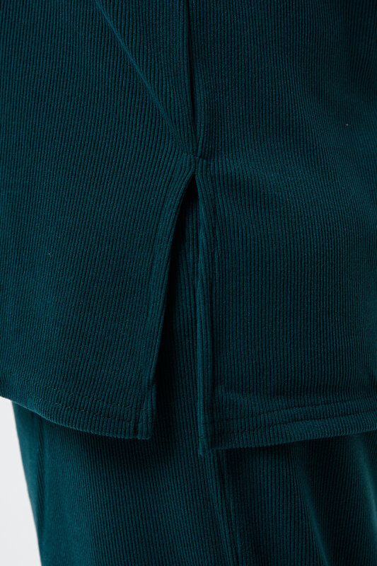 Натали Костюм 579982 52369 изумруд