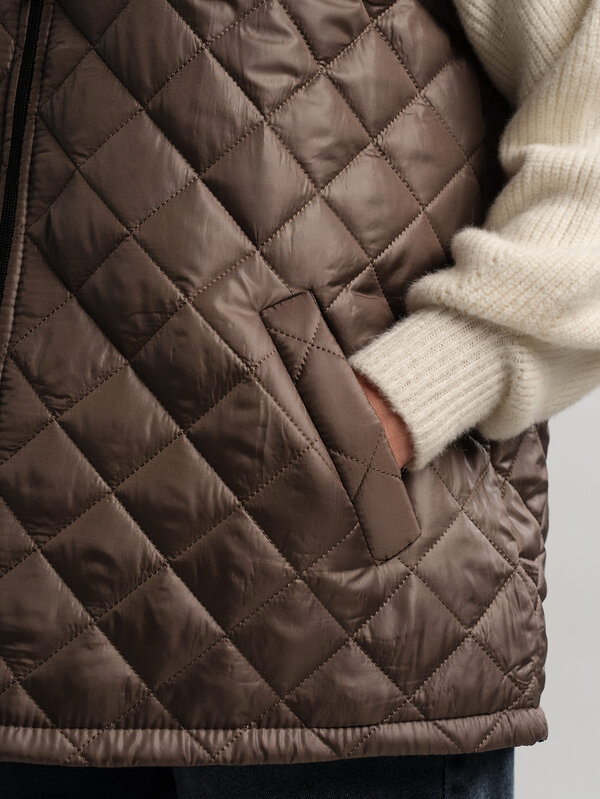 LT Collection Жилет 580066 Б14632-18М коричневый