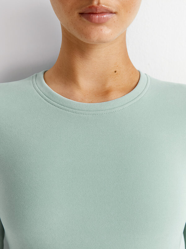 Omsa Лонгслив 580351 OmD 1612T PV Лонгслив жен. "Термо" Latte (Молочный)