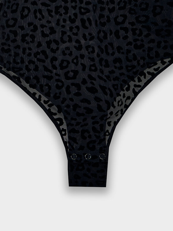 MARK FORMELLE Боди 580419 432249 леопард на черном