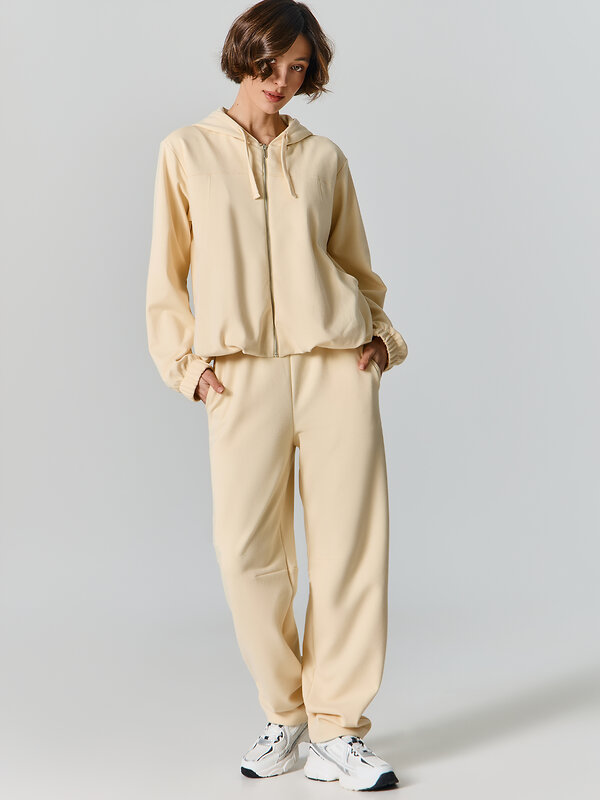 MARK FORMELLE Толстовка 580541 172126 ваниль