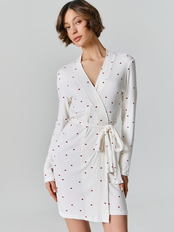 MARK FORMELLE Халат 580592 552295 сердечки на белом