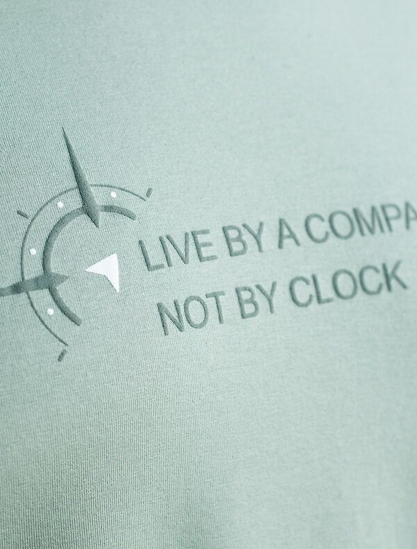 VILATTE Футболка 580960 U49.068 св.оливковый_компас