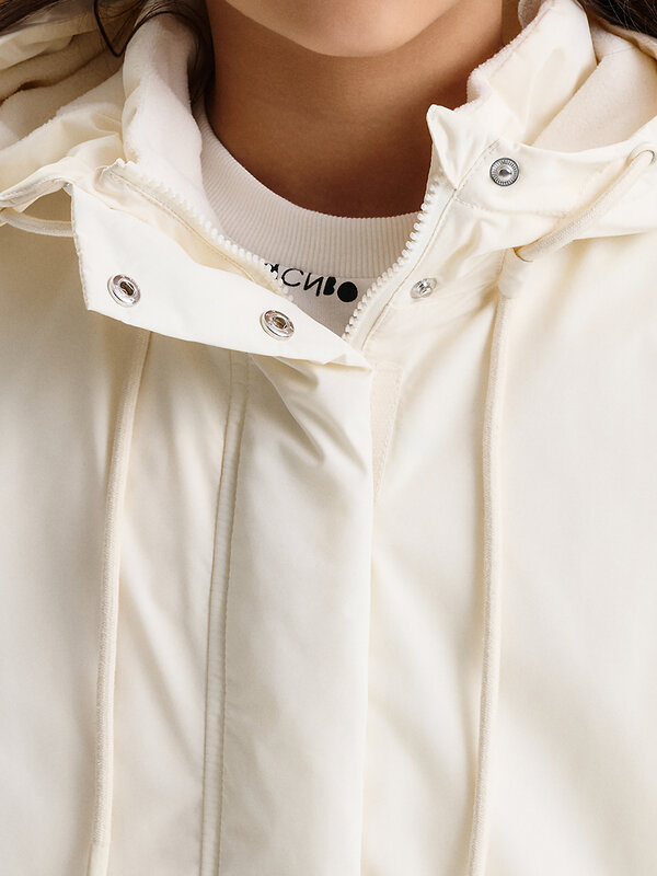 PELICAN Ветровка 581298 GZJM3388 Молочный