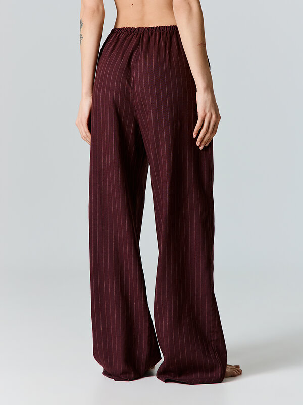 MARK FORMELLE Брюки 581680 532431 полоска на т.шоколаде