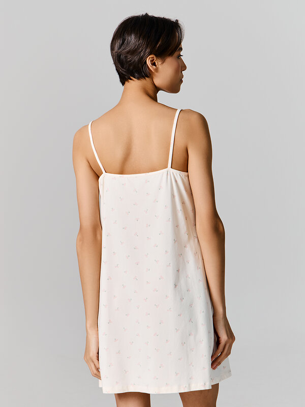 MARK FORMELLE Сорочка 581714 152496 персиковые вишенки на молочном