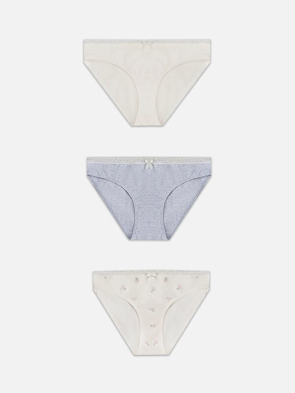 MARK FORMELLE Трусы 581746 417750-3 персиковые вишенки на молочном