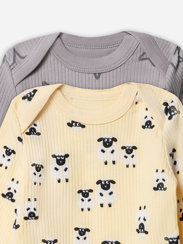 MARK FORMELLE Боди детское 582593 13018-2 барашки на абрикосовом +звездочки на сером