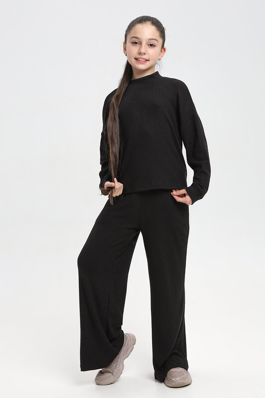 Натали Костюм 582756 35334 черный