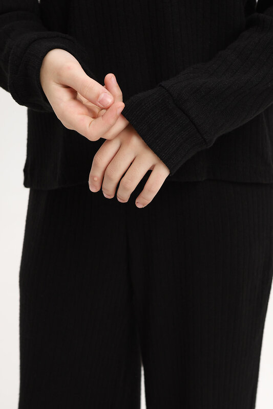 Натали Костюм 582756 35334 черный