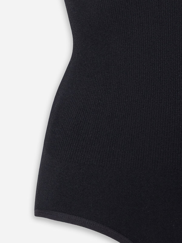 MARK FORMELLE Грация 582772 432243 черный