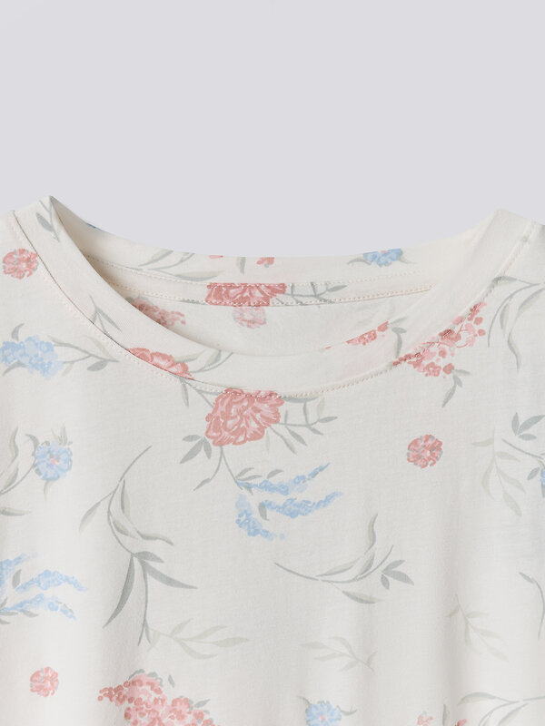 MARK FORMELLE Сорочка 582794 572371 цветы на св.молочном