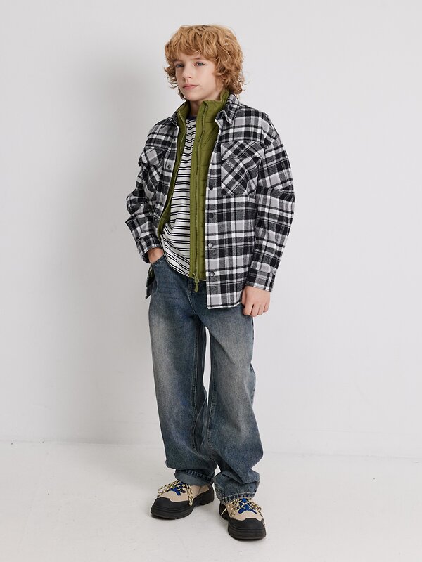 Acoola Куртка 583022 20110280224 черно-белая клетка