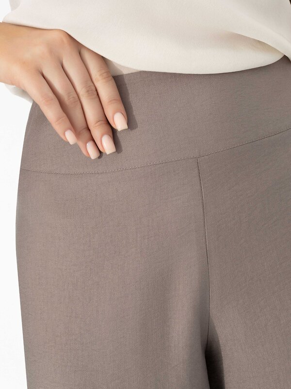 CHARUTTI Брюки 583101 12680 Коричневый