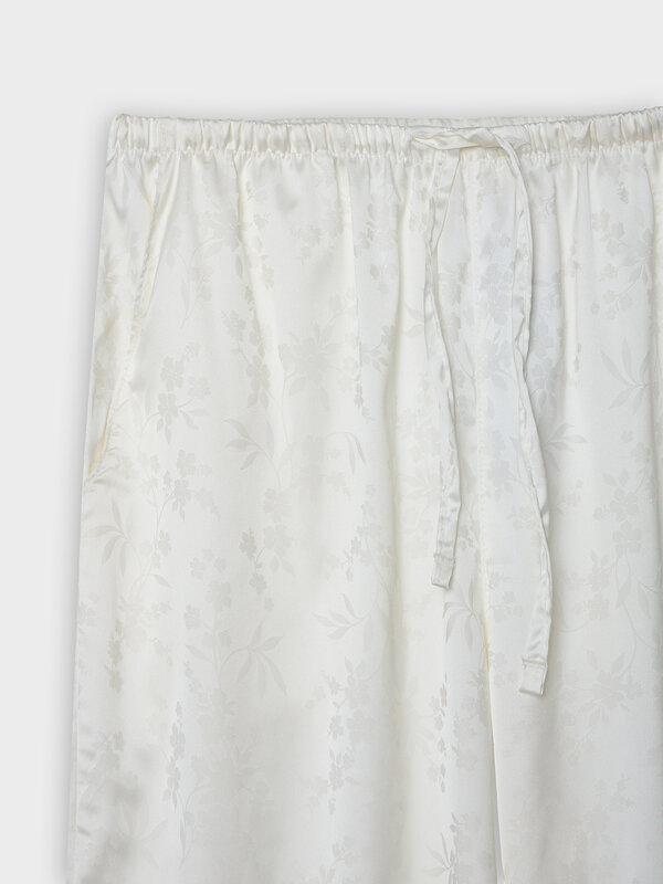 MARK FORMELLE Брюки 583177 532431 цветы на св.молочном