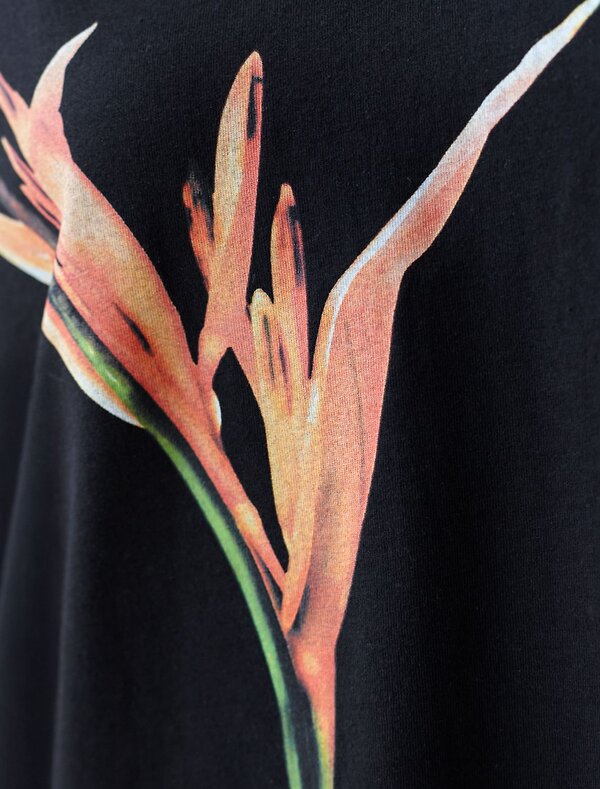 VILATTE Футболка 583467 D49.159 черный_тропический цветок