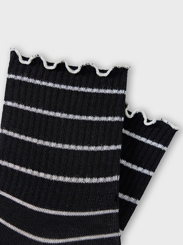 MARK FORMELLE Женские носки 583895 283K-3161 черный