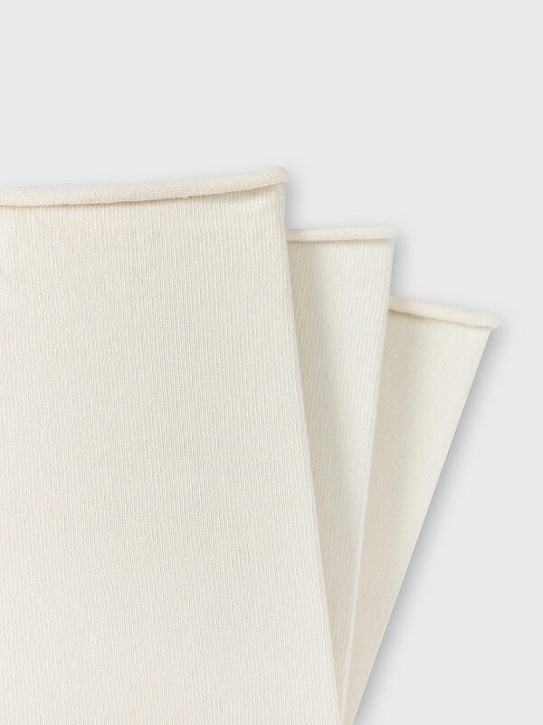 MARK FORMELLE Женские носки 583909 245A-1303 молочный