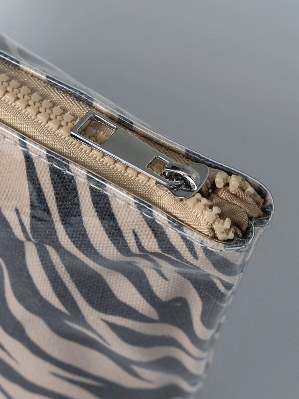 MARK FORMELLE Косметичка 584113 BG52513-1 черный +бежевый (тигр)