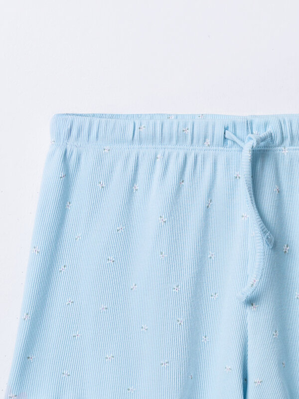 MARK FORMELLE Шорты 584293 132394 ромашки на голубом