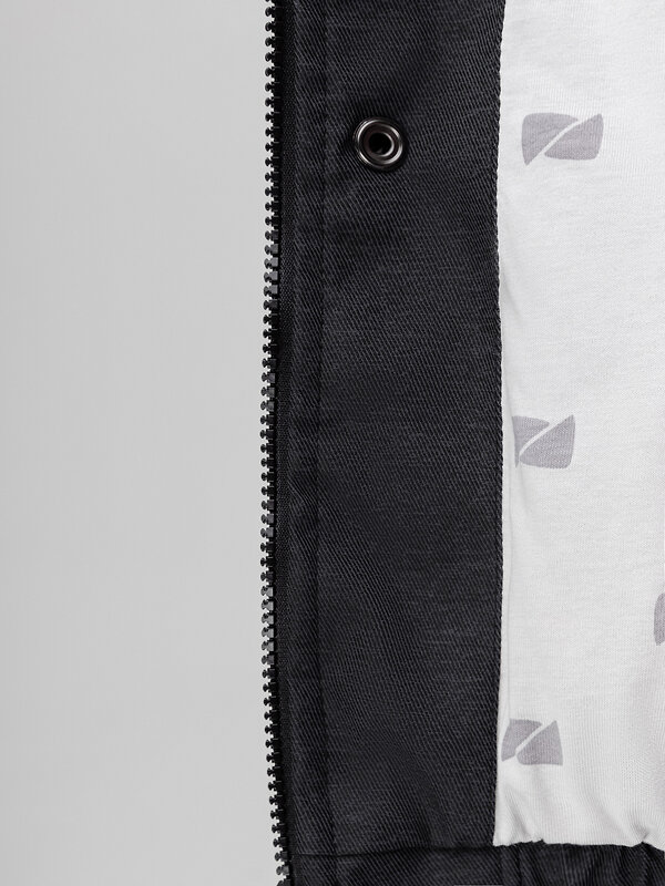 Bodo Куртка 584538 32-89MU черный джинсовый