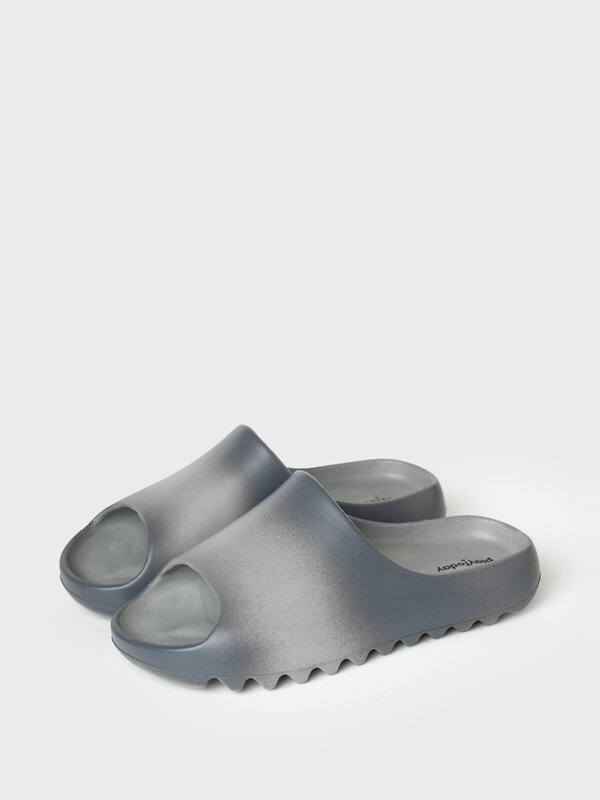 PLAYTODAY Сабо 584745 12611701 черный