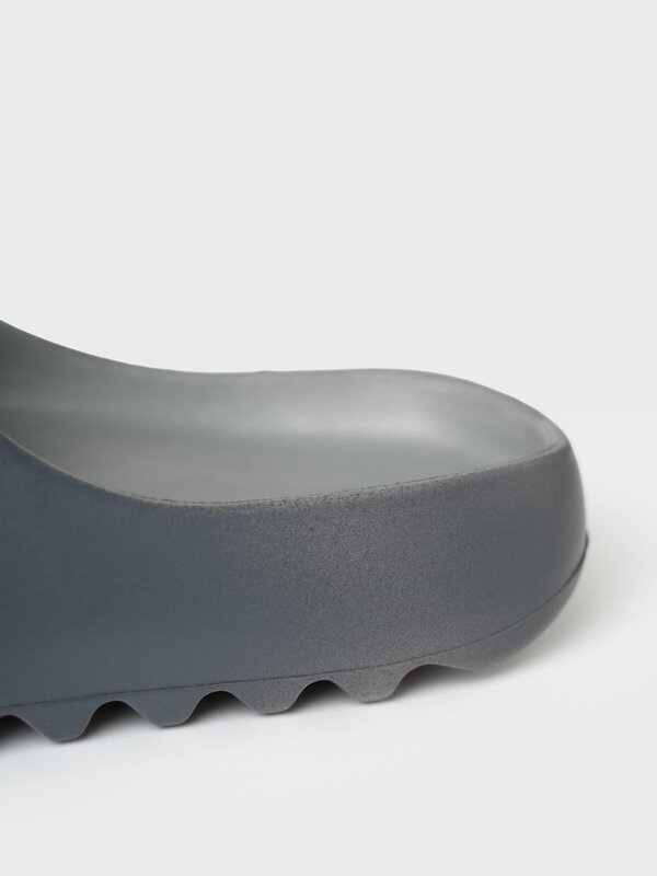 PLAYTODAY Сабо 584745 12611701 черный