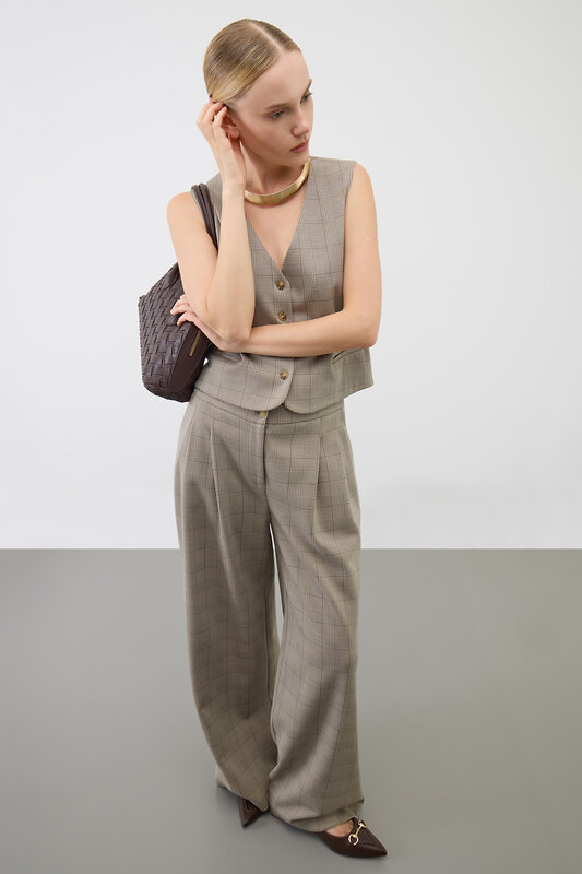 VERY NEAT Жилет 585354 ЕВТ 3340 бежевый