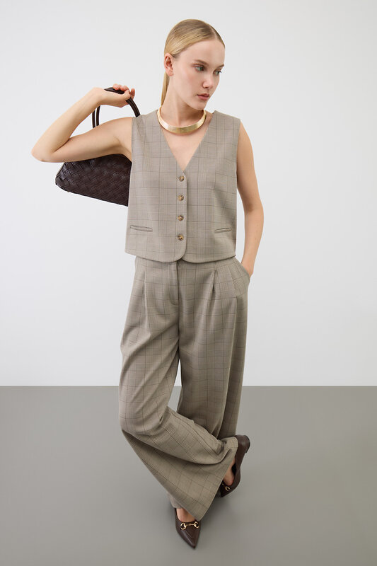 VERY NEAT Жилет 585354 ЕВТ 3340 бежевый