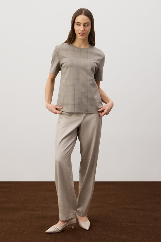 VERY NEAT Футболка 585356 ЕВТ 3335 бежевый