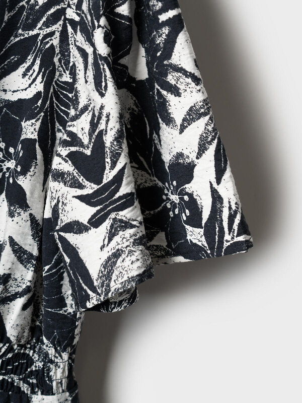 PLAYTODAY Платье 585656 12666233 белый,черный