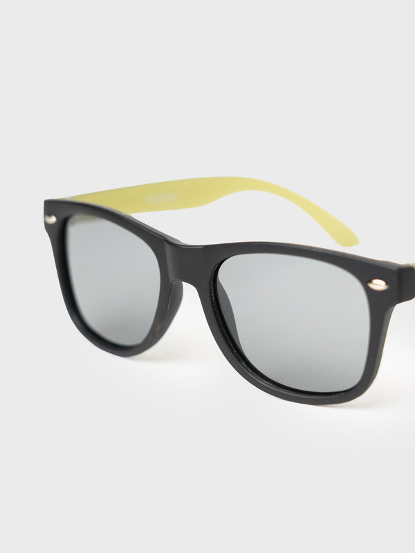 PLAYTODAY Очки солнцезащитные 585684 12612812 черный, хаки