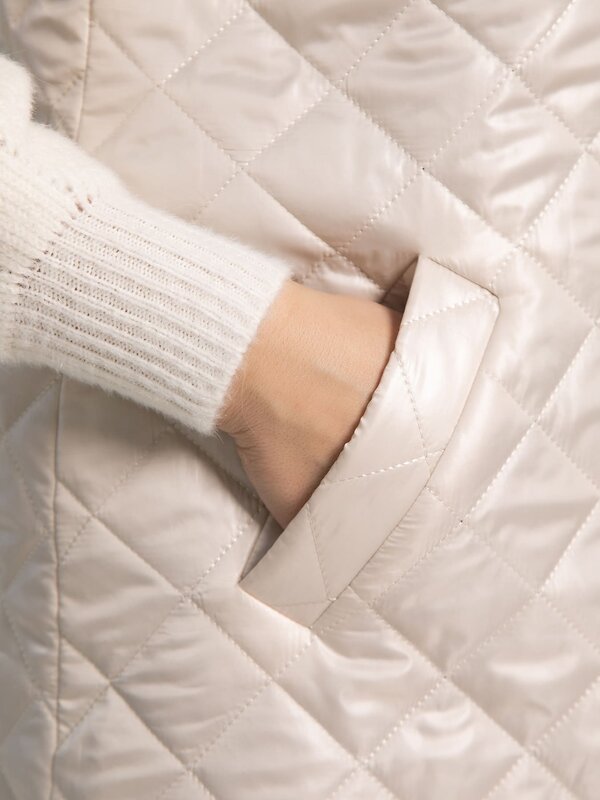 LT Collection Жилет 585737 Б15322-18М бежевый