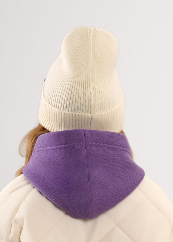 CLEVER Шапка 585869 564640вн молочный