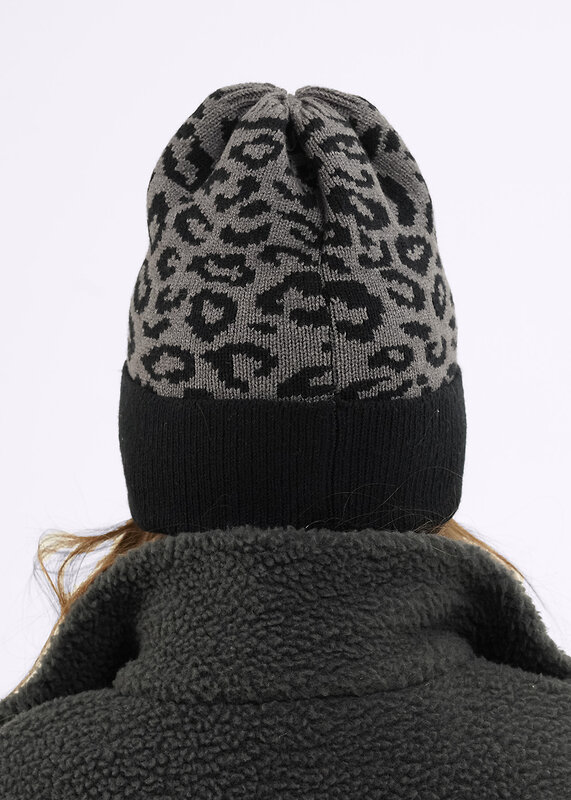 CLEVER Шапка 585871 564639вн чёрный/меланж серый