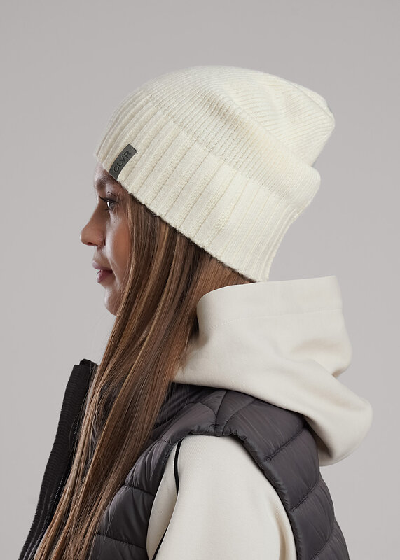 CLEVER Шапка 585909 564656вн молочный