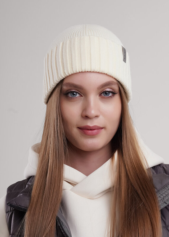 CLEVER Шапка 585909 564656вн молочный