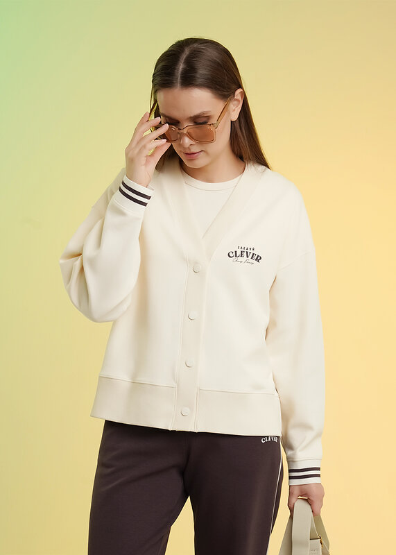 CLEVER Куртка 586183 LJ26-100 молочный