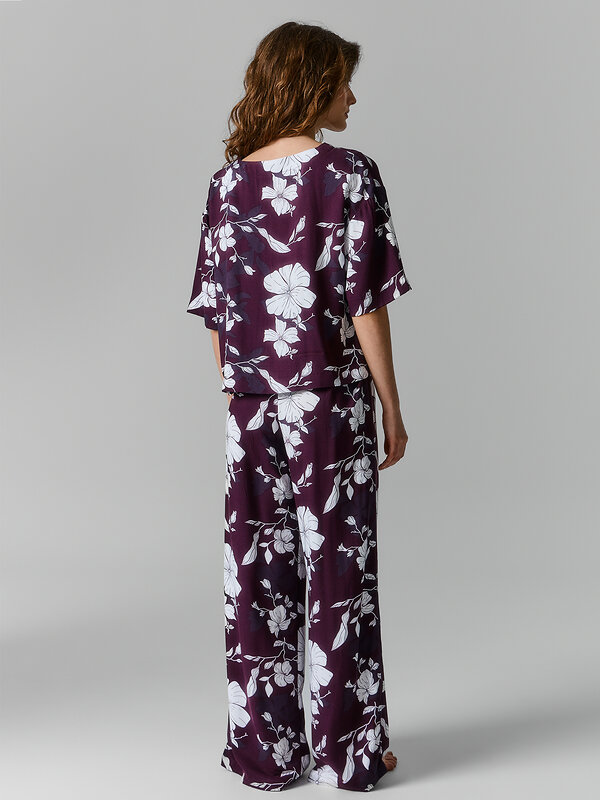MARK FORMELLE Костюм 586707 592494-1 цветы на винном