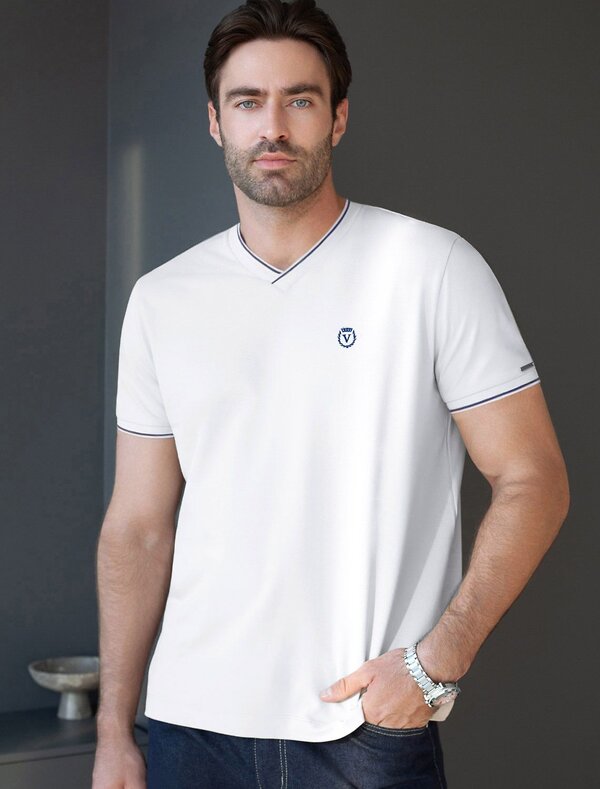 VILATTE Футболка 587413 U49.056 белый с полосой