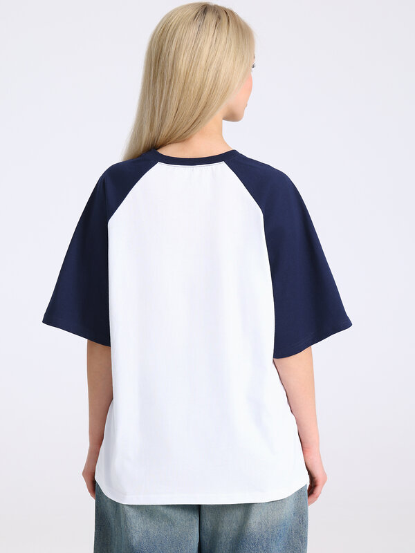 Апрель Футболка 587579 1ЖДФК5037001 белый+темно-синий