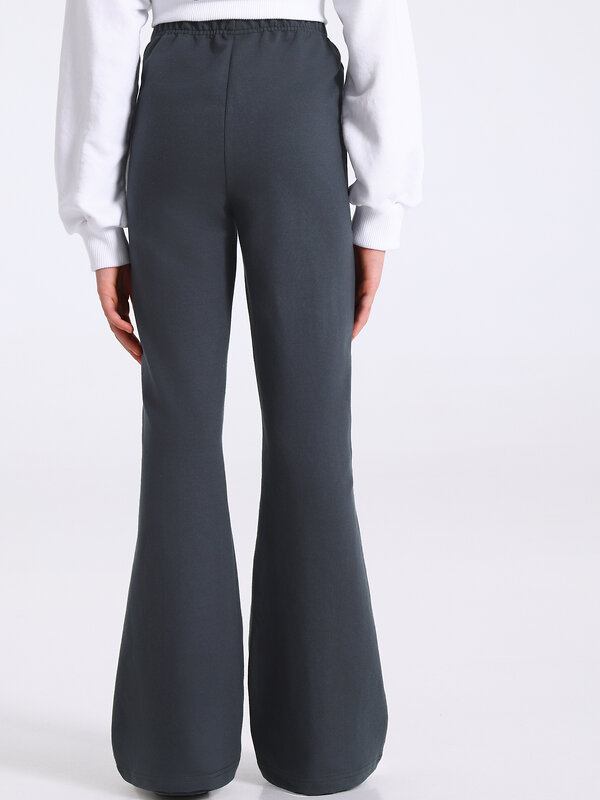 Апрель Брюки 587585 1ДББ4459139 темно-серый