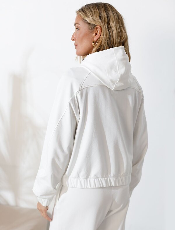 VILATTE Джемпер 587898 D49.165 белый