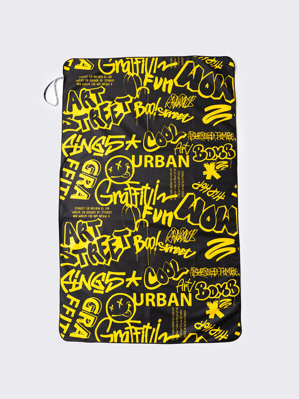 PLAYTODAY Полотенце 588057 12611407 черный,жёлтый