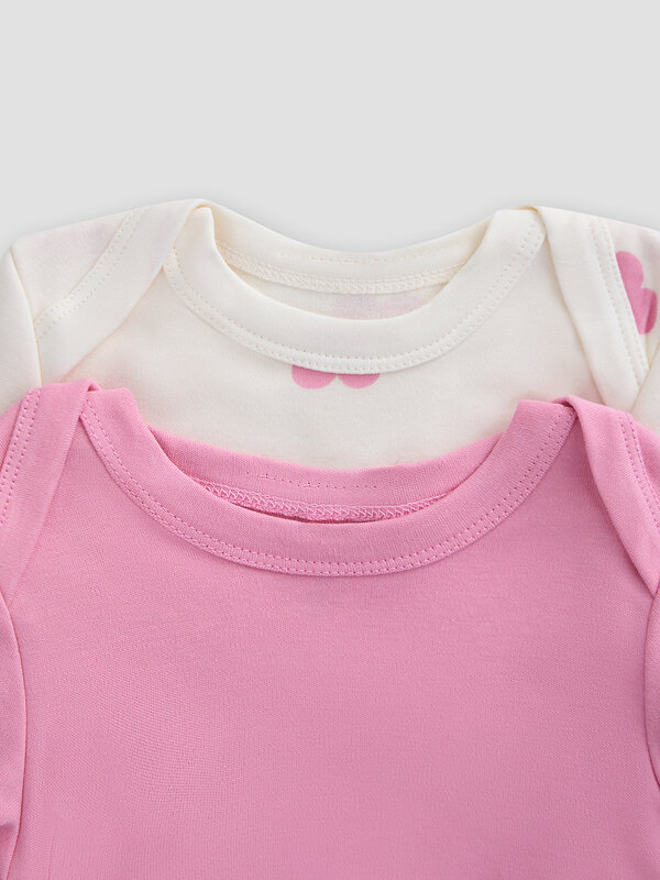 MARK FORMELLE Боди детское 588060 13016-2 сердечки на молоке +розовый