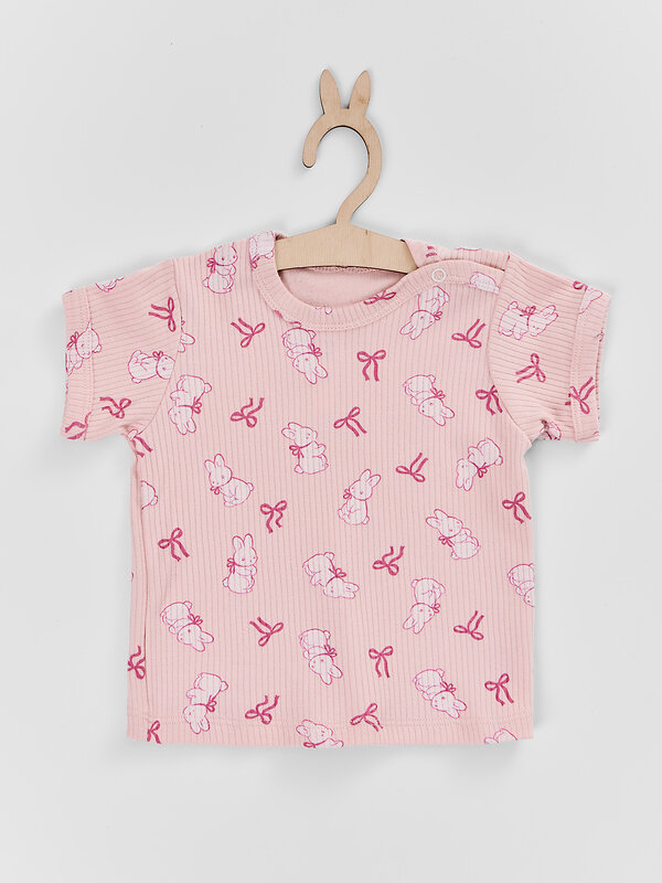 MARK FORMELLE Джемпер 588075 83108-2 молочный +бантики и зайки на розовом
