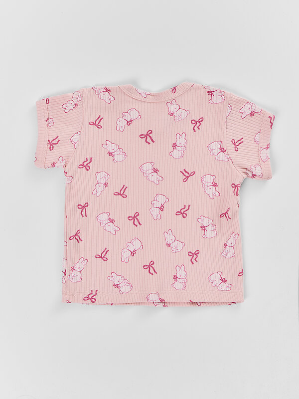 MARK FORMELLE Джемпер 588075 83108-2 молочный +бантики и зайки на розовом