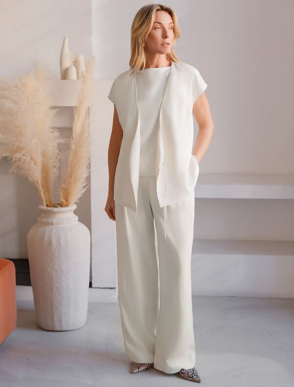 VILATTE Жилет 588329 D27.004 натуральный белый