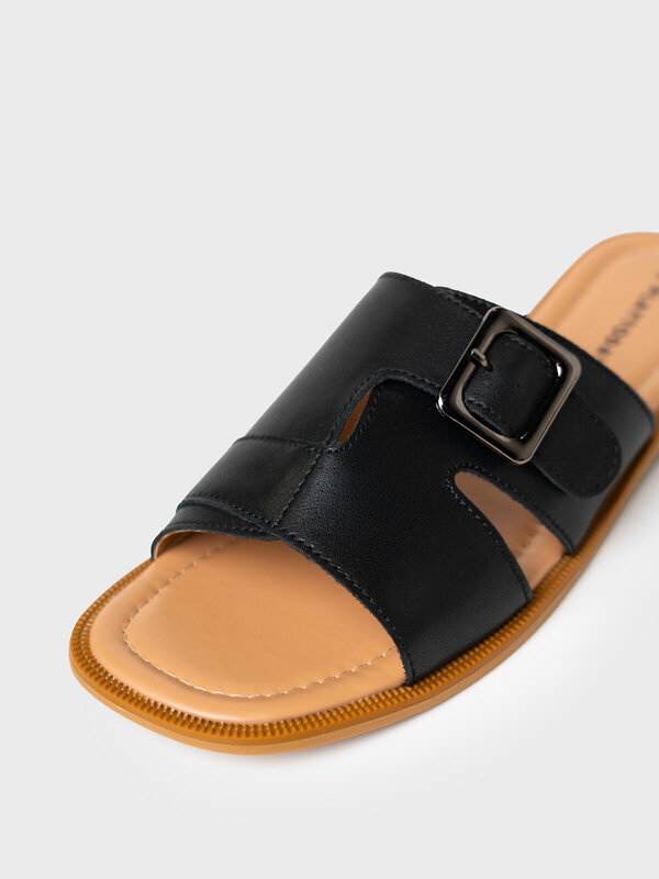 PLAYTODAY Сабо 588396 12666727 черный