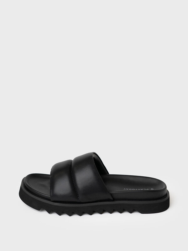 PLAYTODAY Сабо 588409 12666734 черный